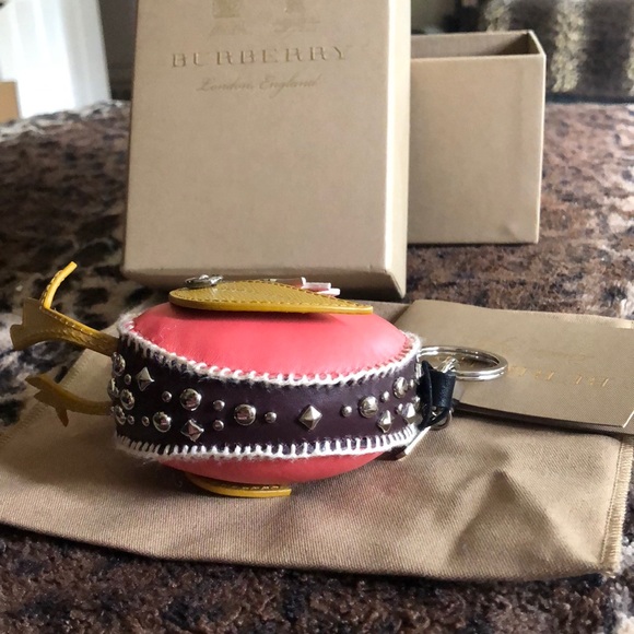 Burberry key chain - Picture 4 of 4